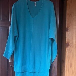 ZENANA PREMIUM NWOT WAFFLE TEXTURED TURQUOISE COLOR SWEATER SIZE XL